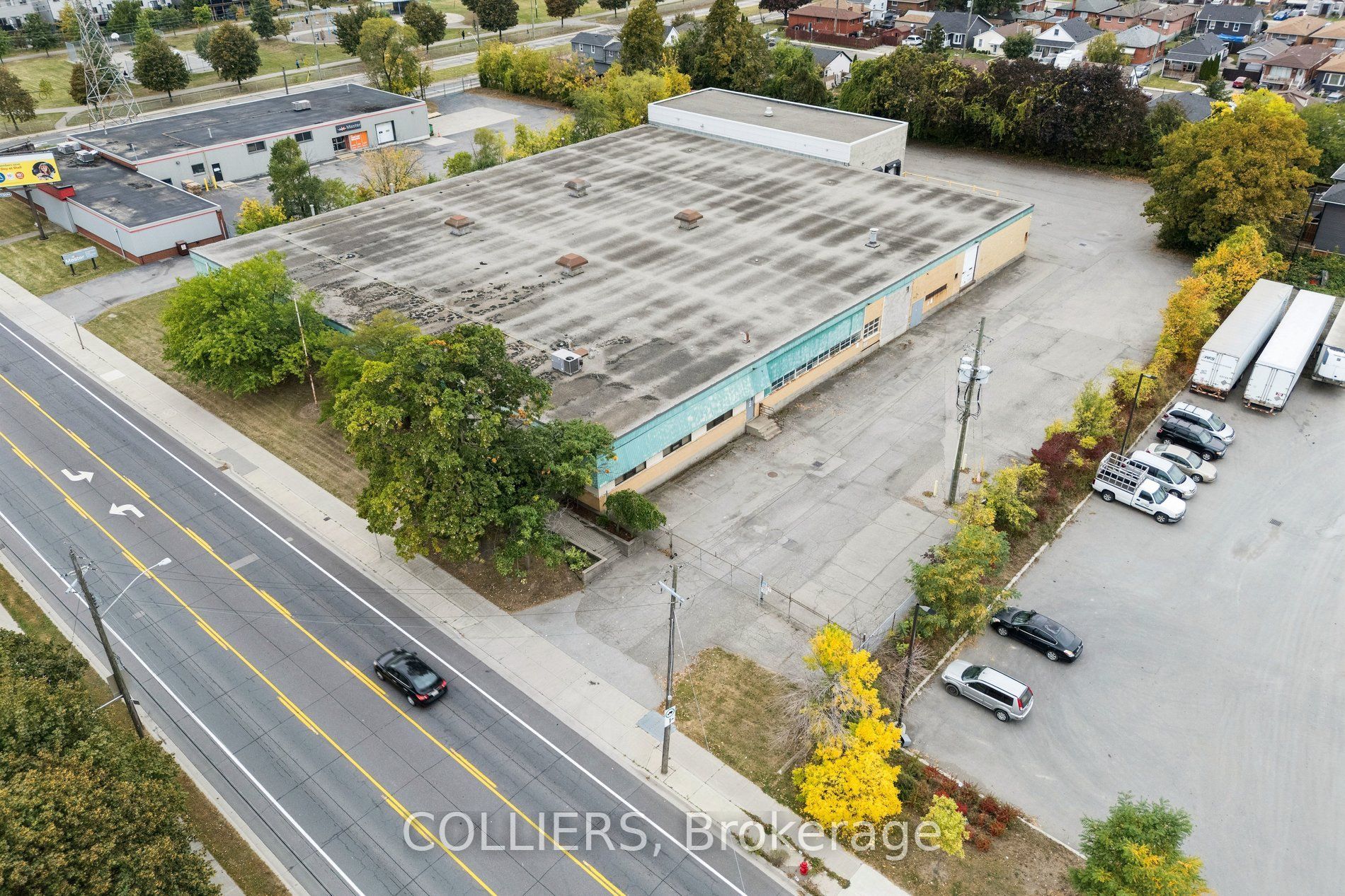 663 Woodward Avenue Property Photo 15