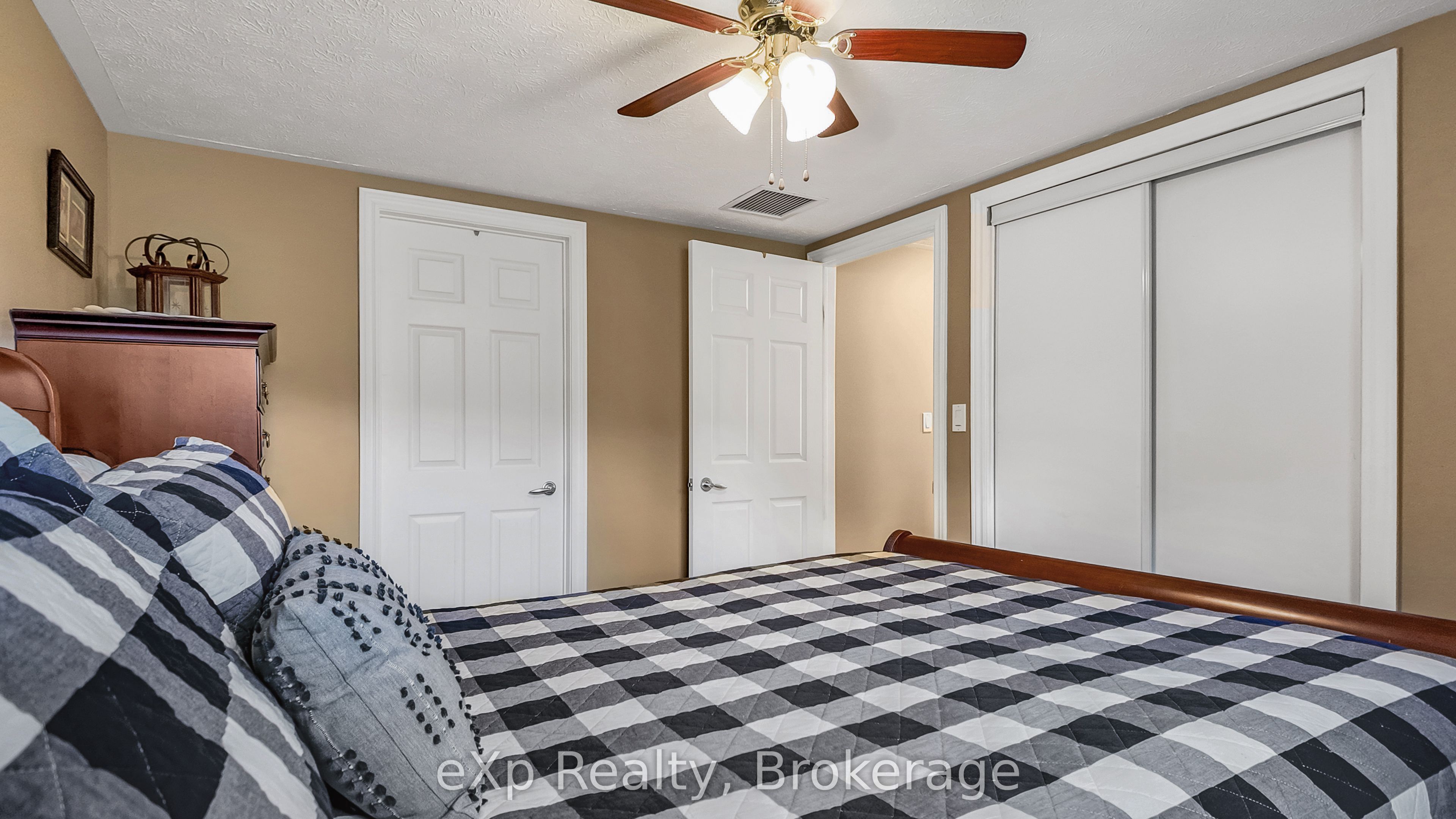 125 William Street N 304 Property Photo 22