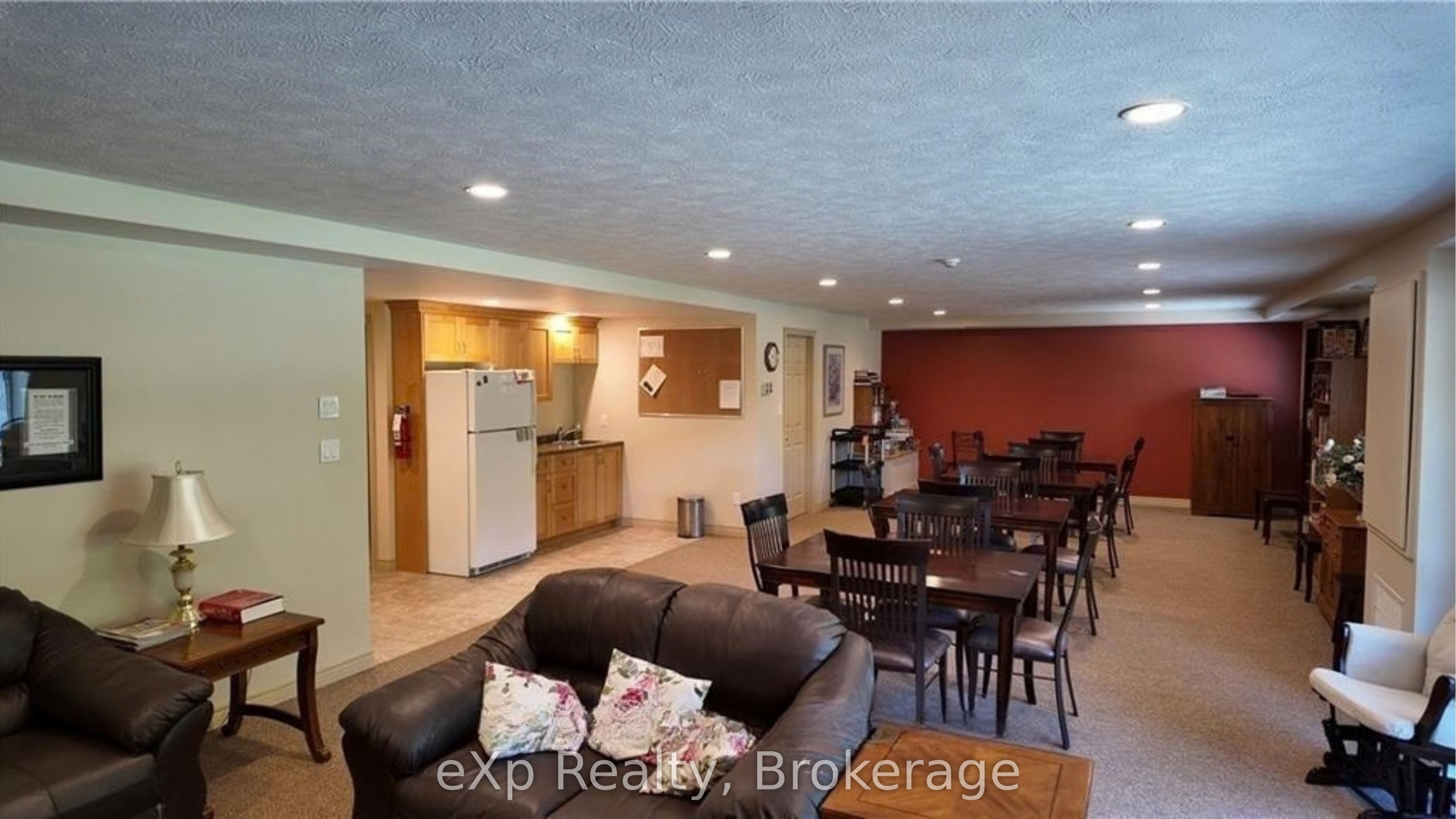 125 William Street N 304 Property Photo 33