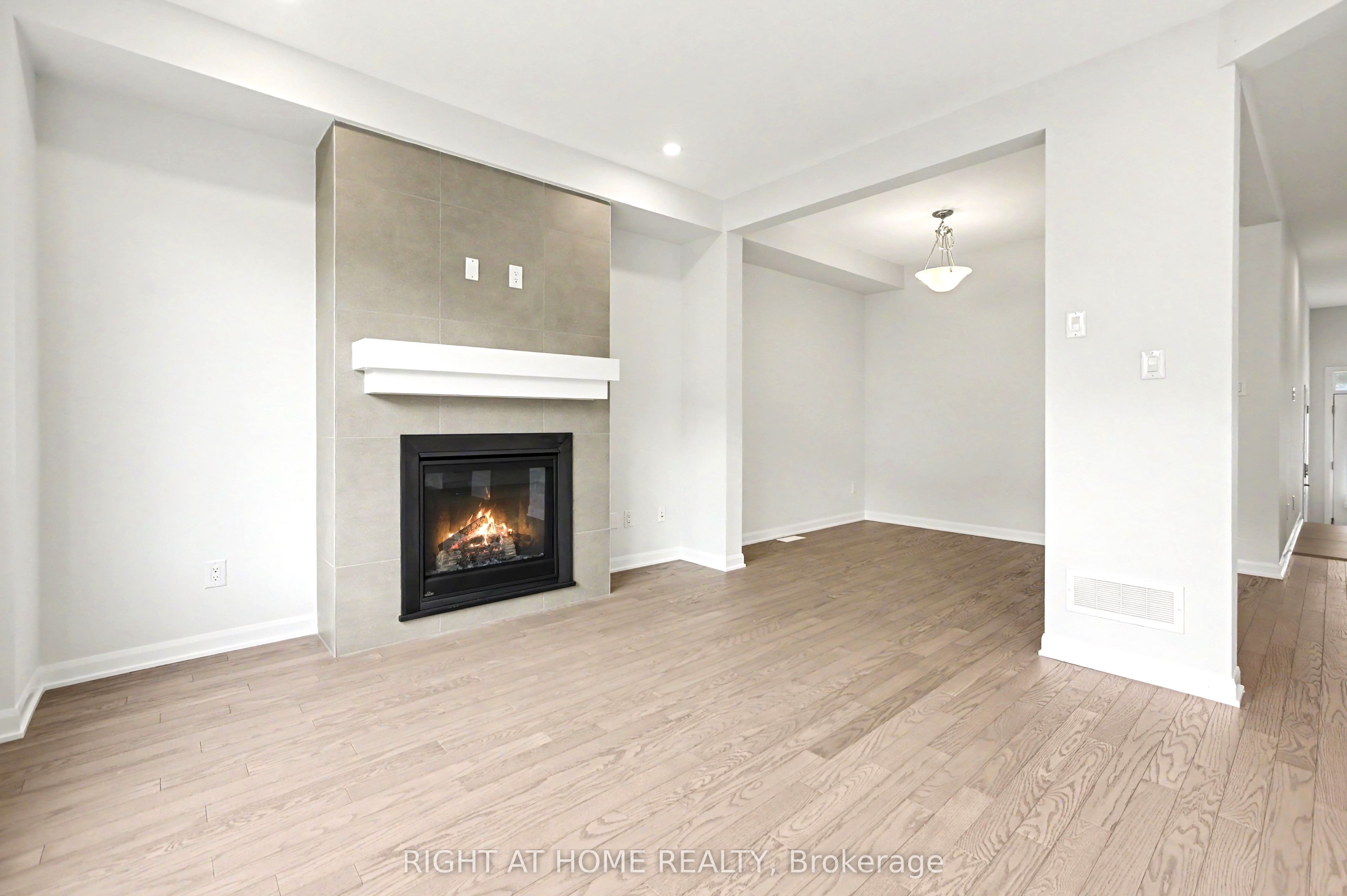 122 Lynn Coulter Street Property Photo 7