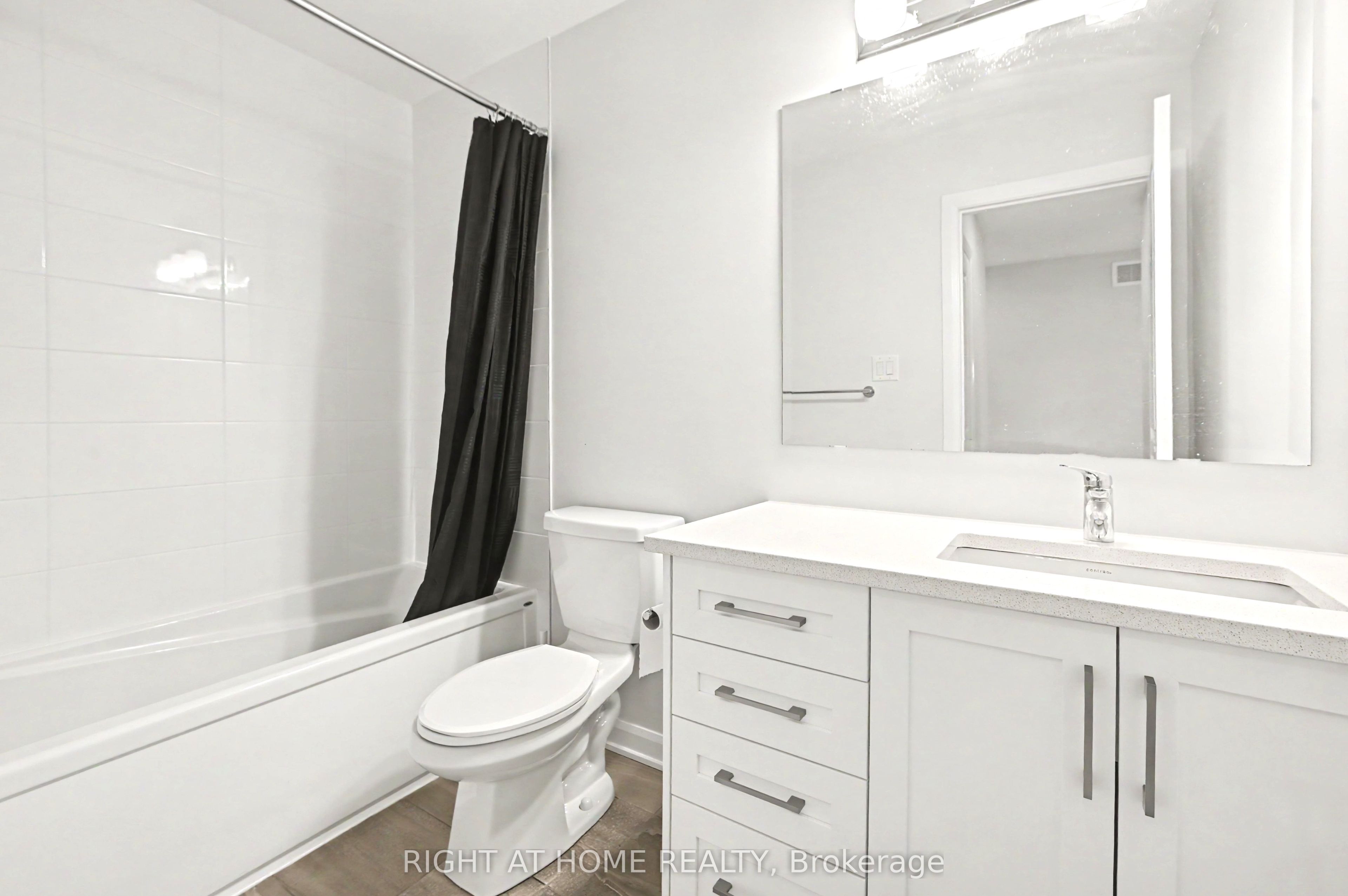 122 Lynn Coulter Street Property Photo 13