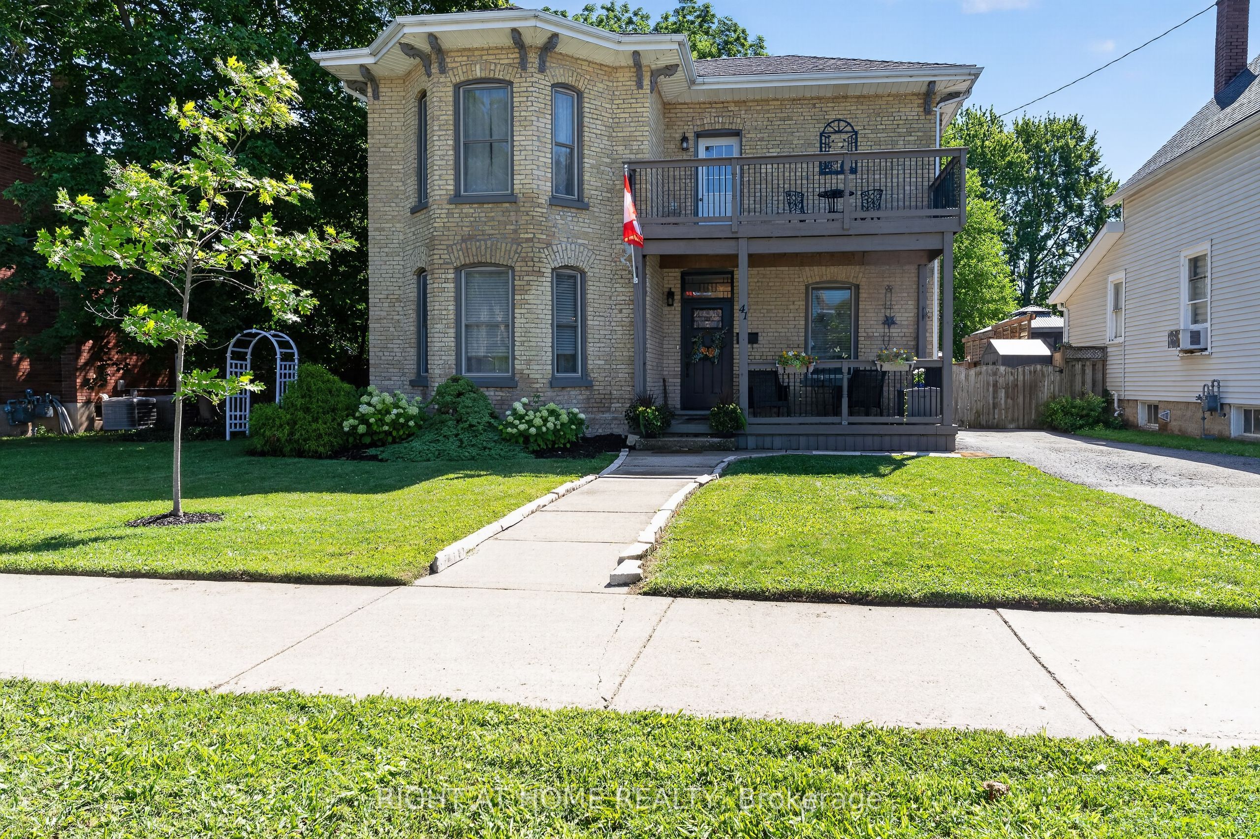 41 Hincks Street Property Photo 1