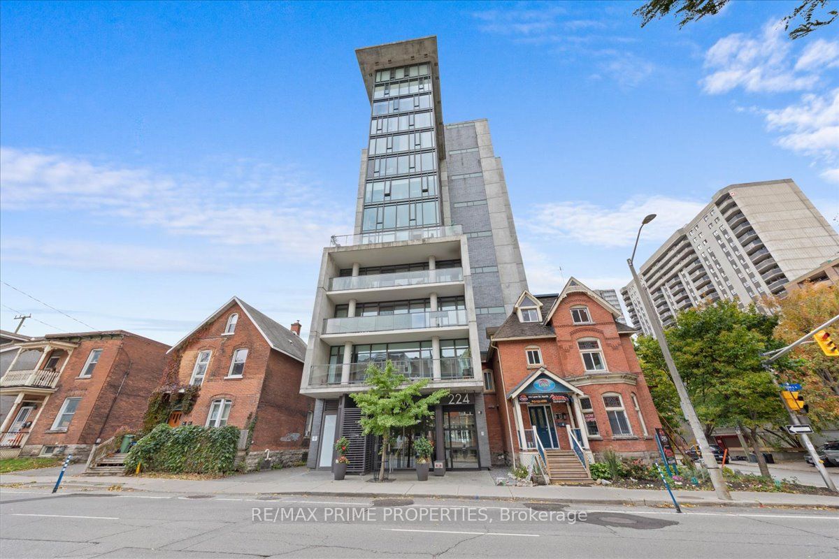 224 Lyon Street N Property Photo 1