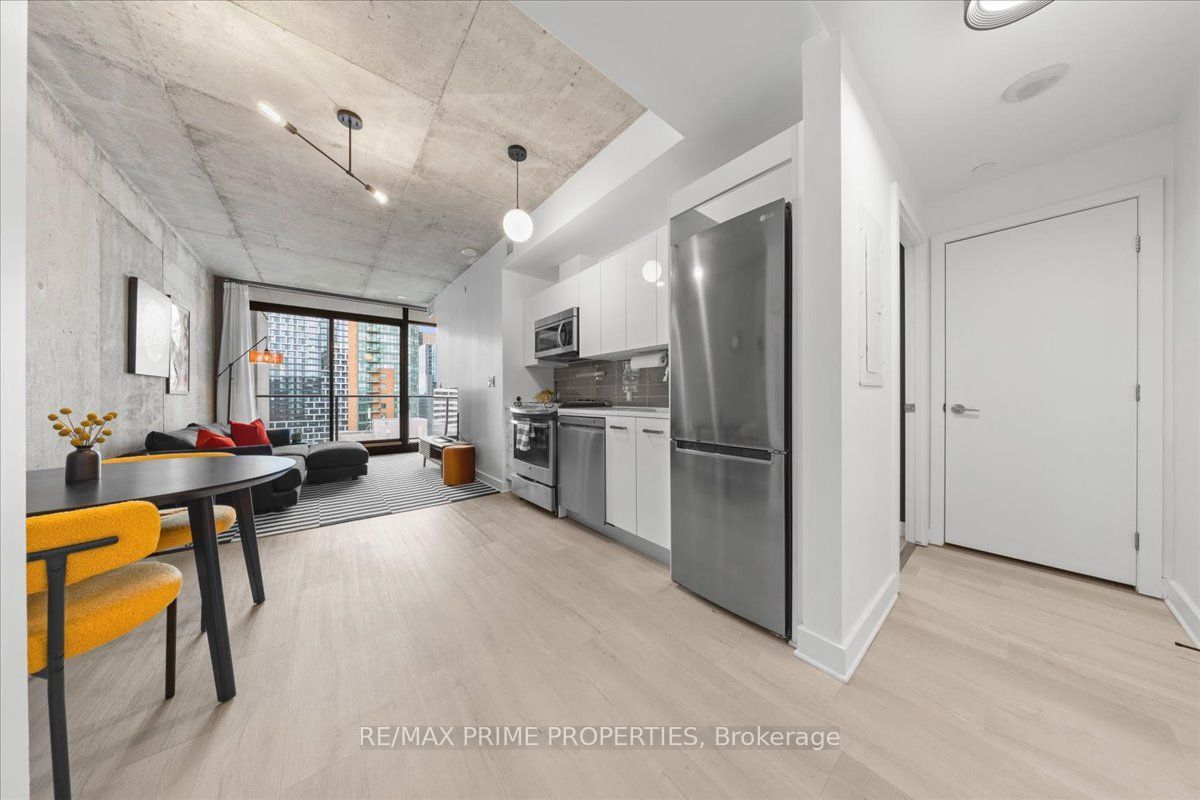 224 Lyon Street N Property Photo 4