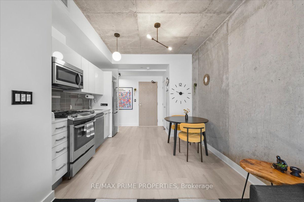 224 Lyon Street N Property Photo 7