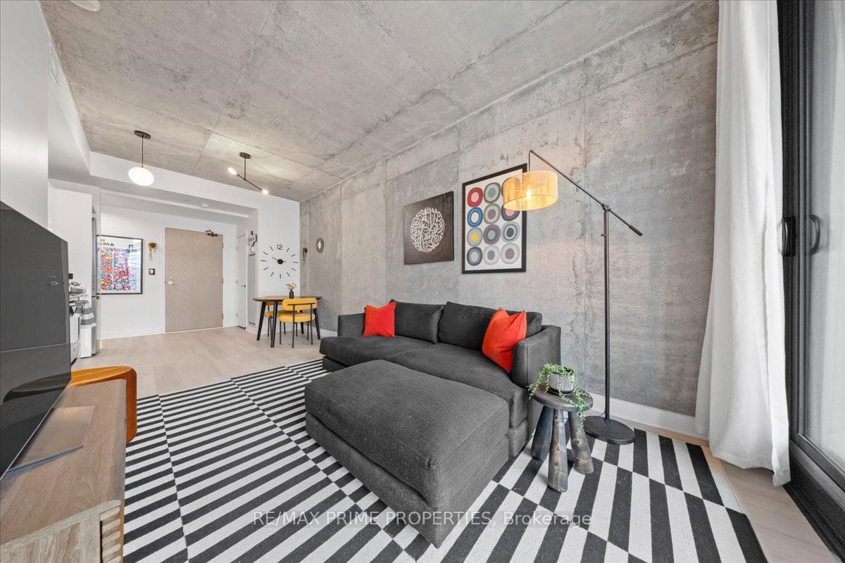 224 Lyon Street N Property Photo 12