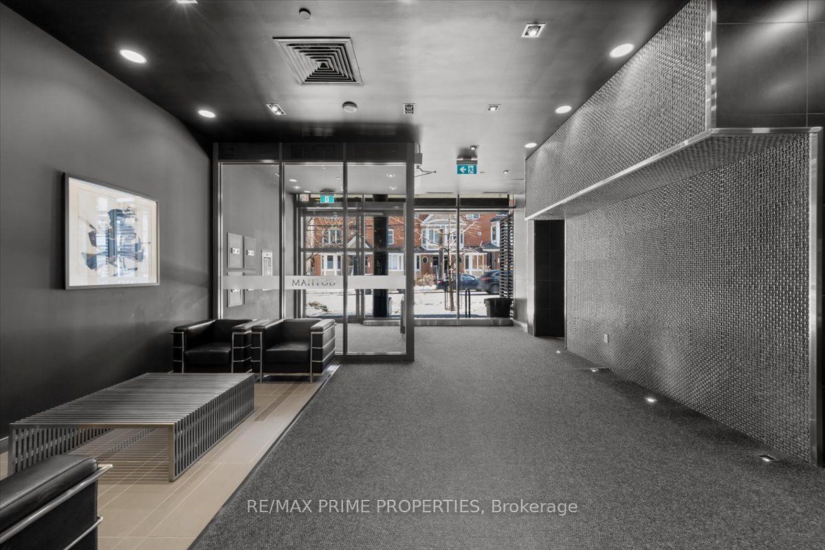 224 Lyon Street N Property Photo 24