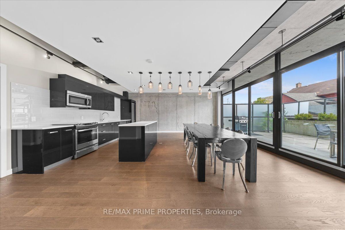 224 Lyon Street N Property Photo 27