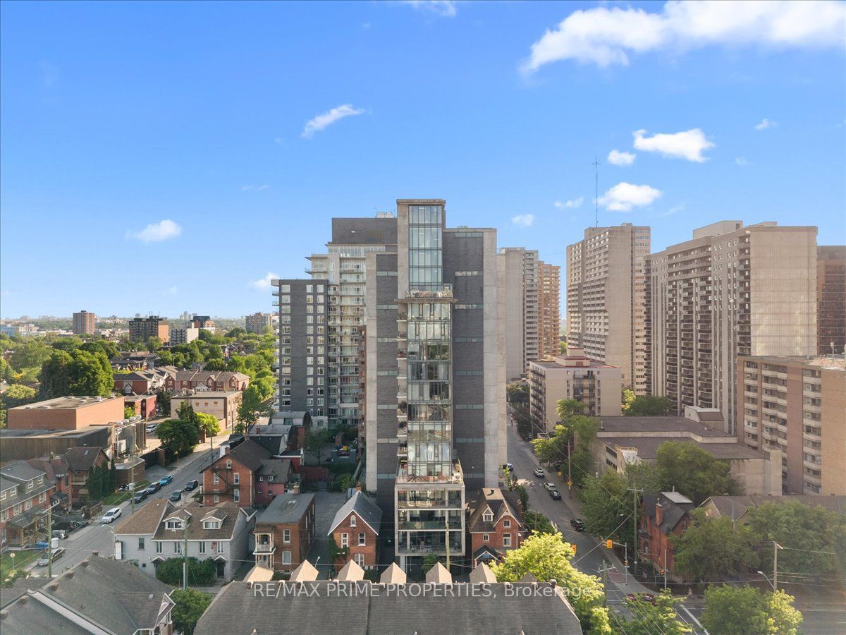 224 Lyon Street N Property Photo 42
