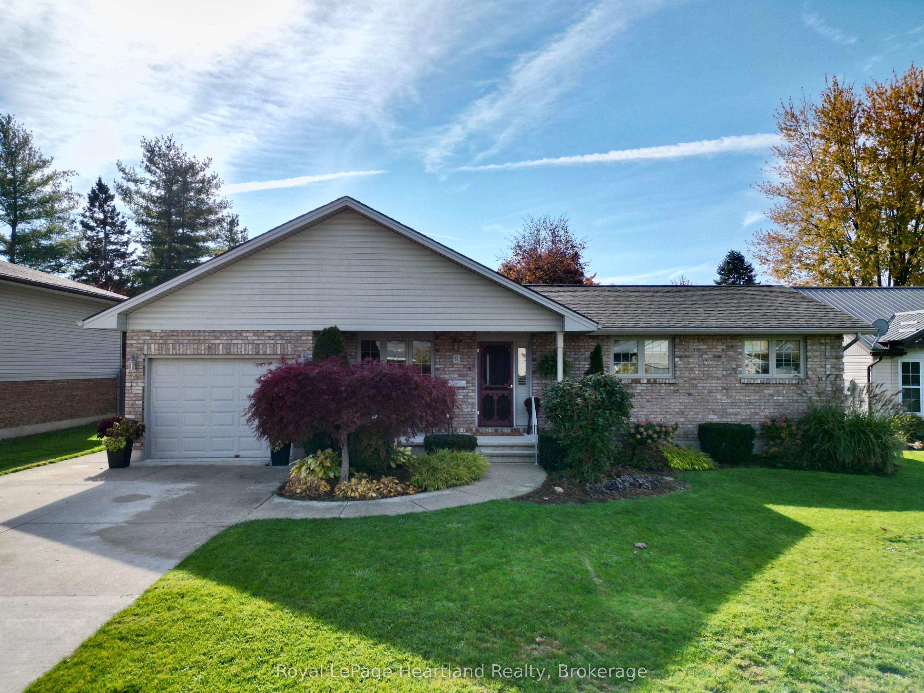 9 Sherwood Crescent Property Photo 1
