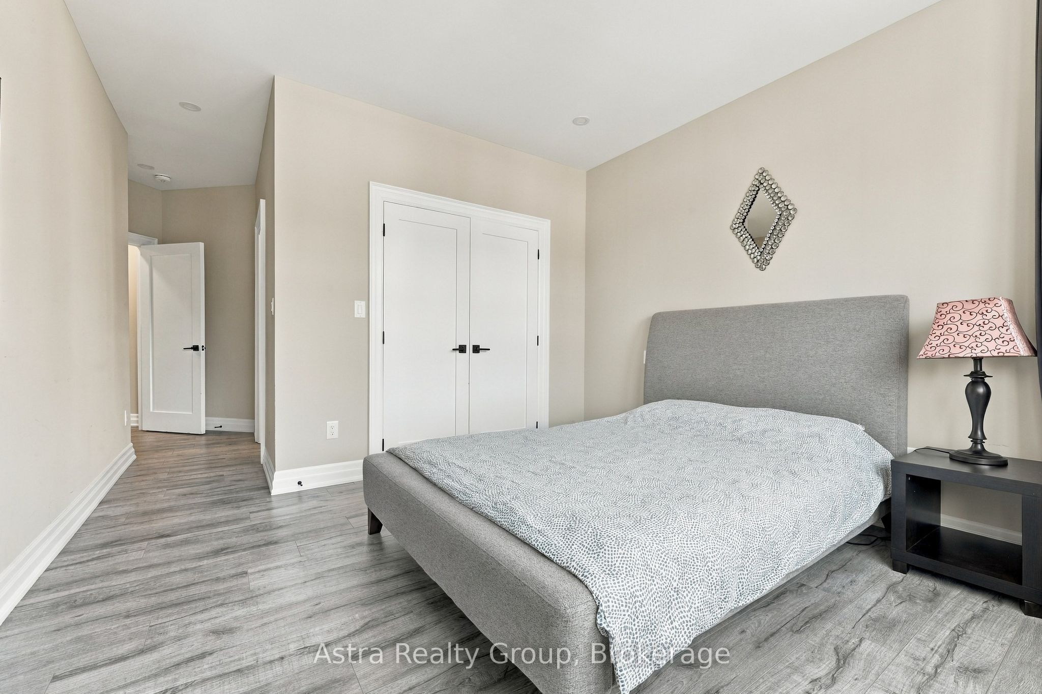 181 Anglo Street Property Photo 31