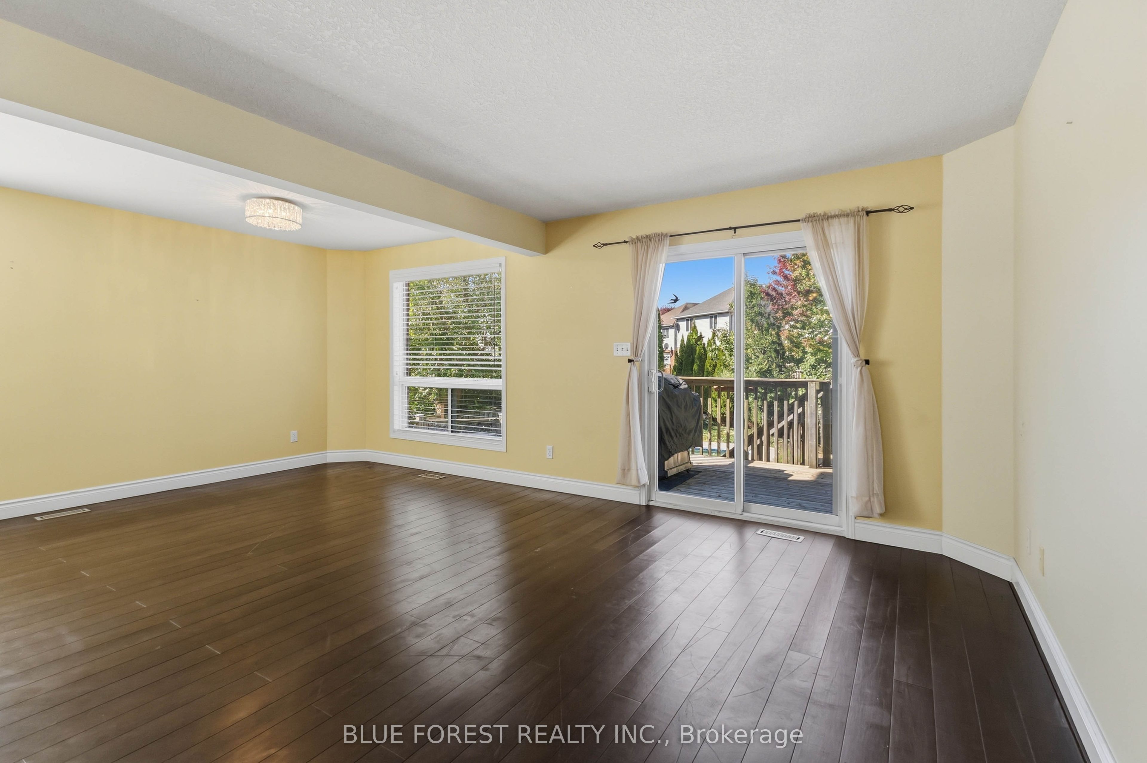 763 Redoak Place Property Photo 13