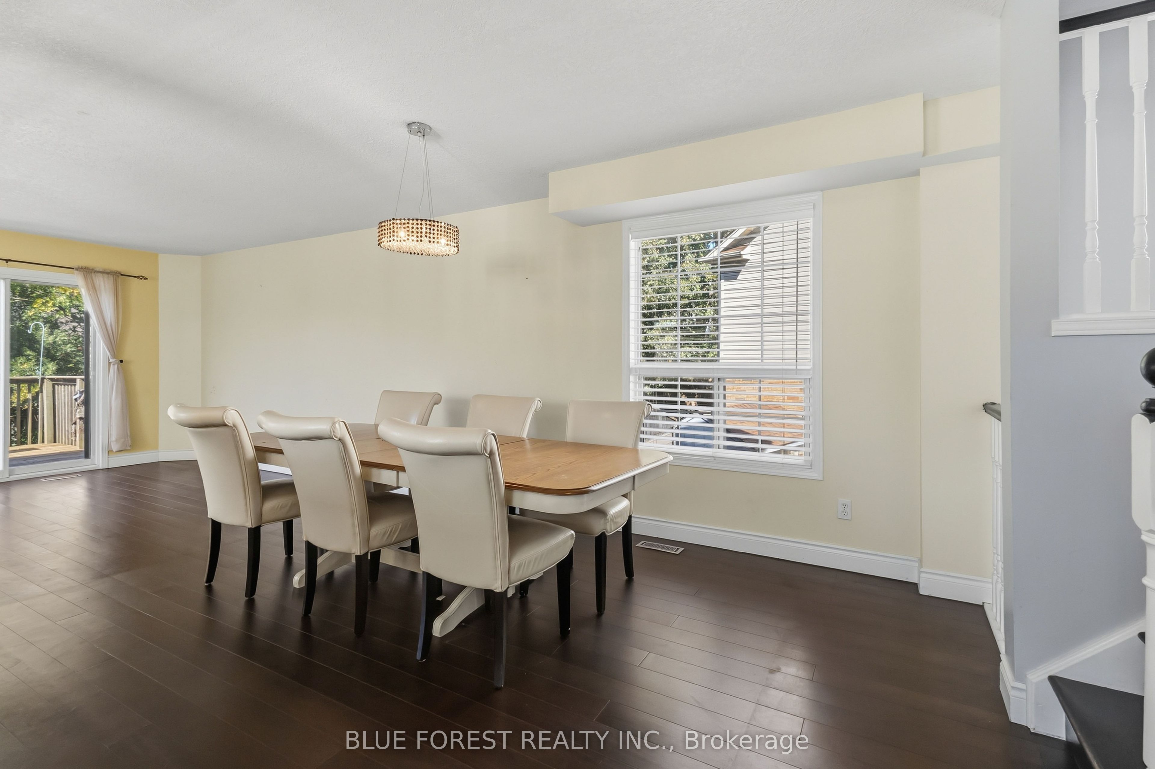 763 Redoak Place Property Photo 15