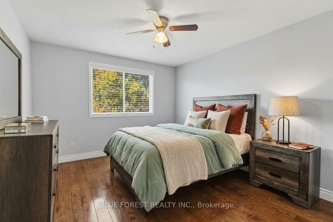 763 Redoak Place Property Photo 20
