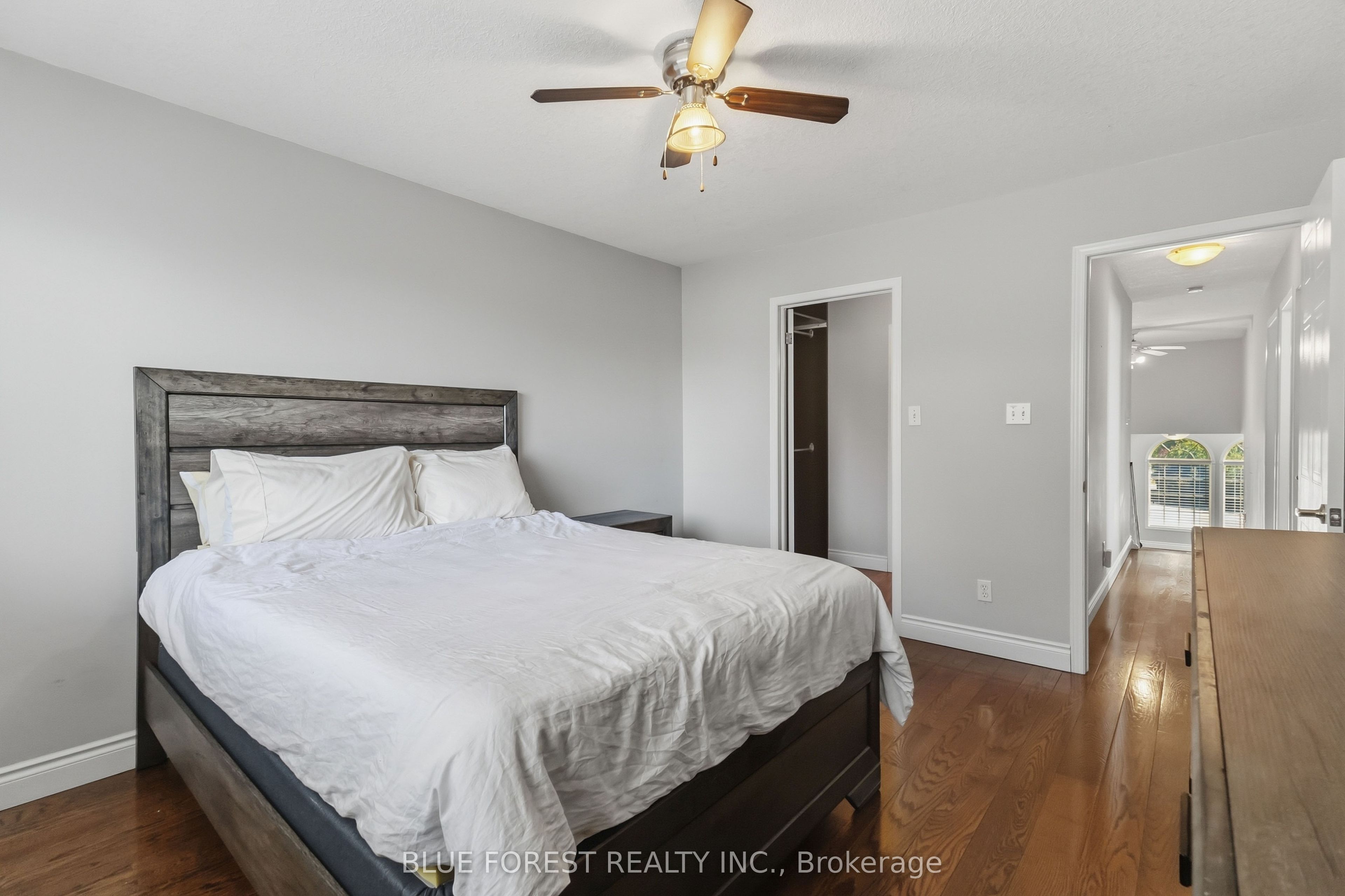 763 Redoak Place Property Photo 21