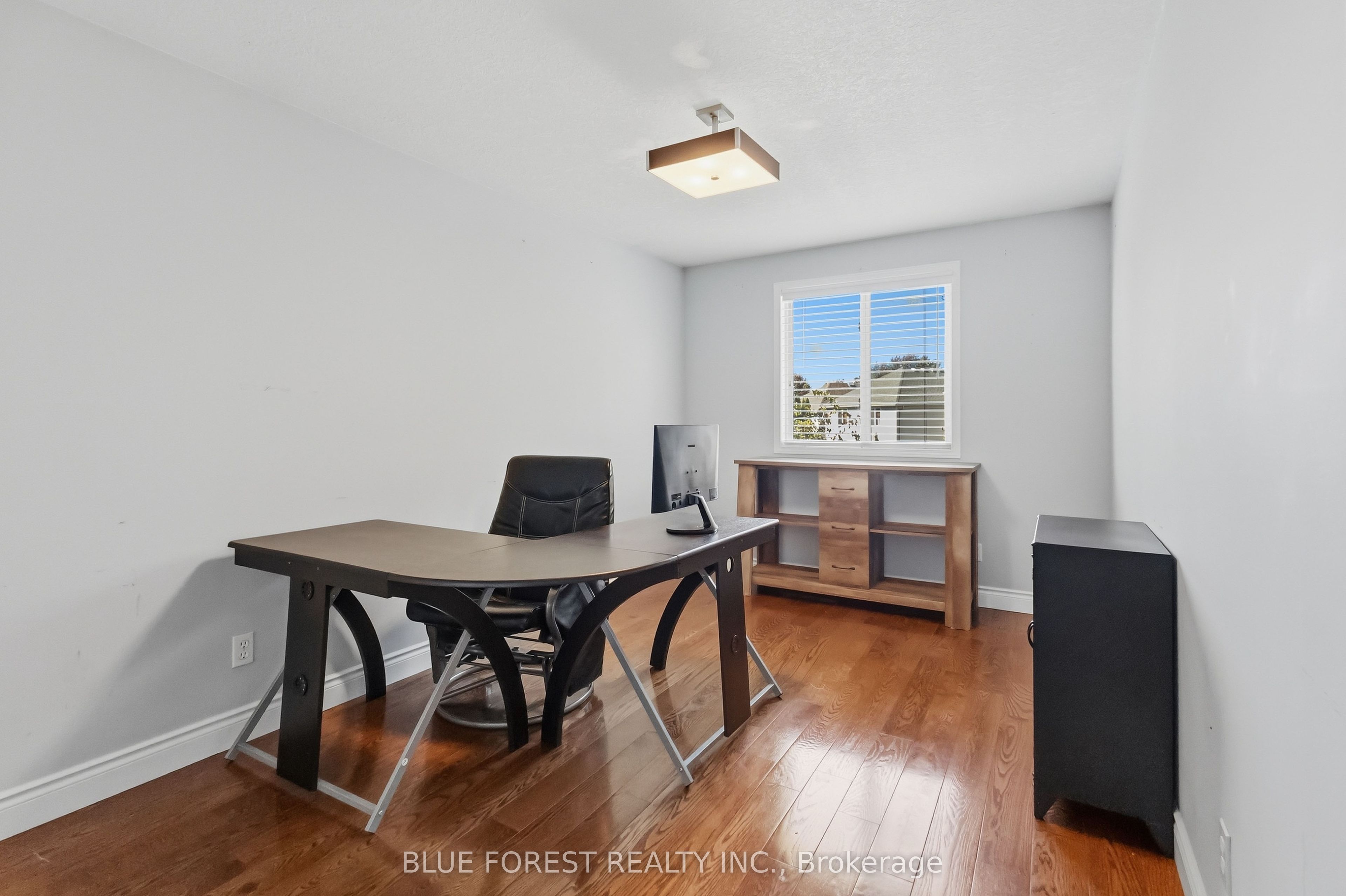 763 Redoak Place Property Photo 25