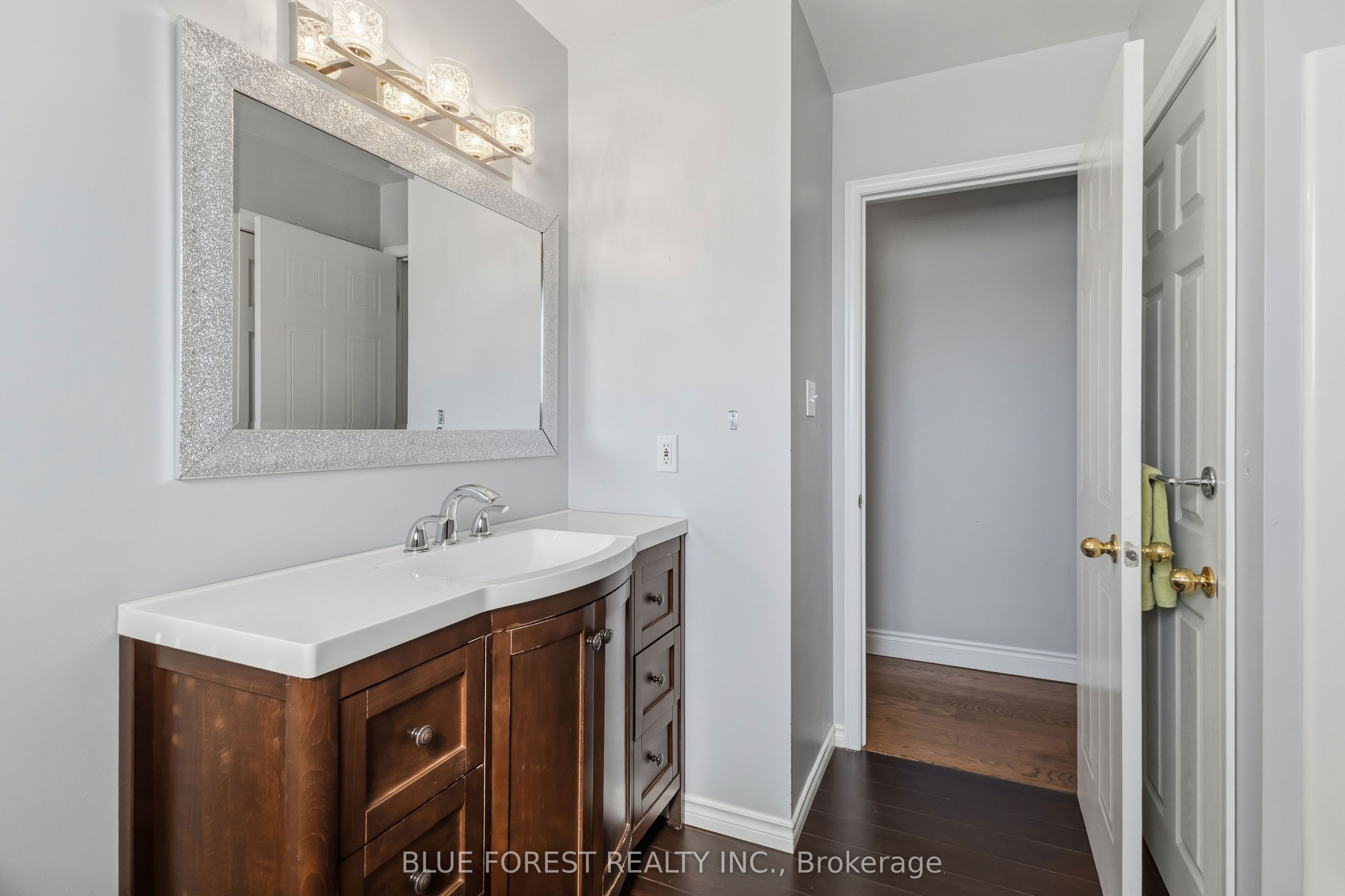 763 Redoak Place Property Photo 28