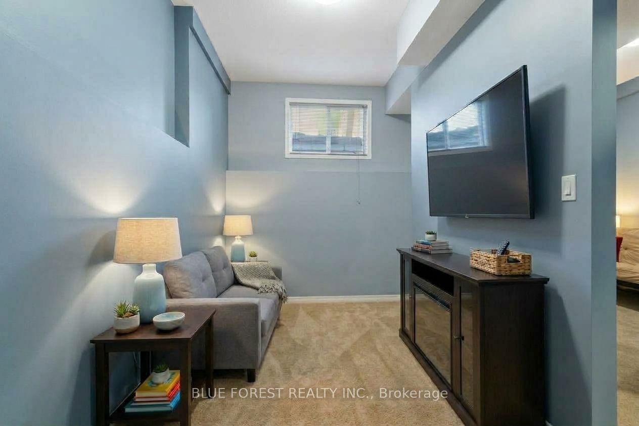 763 Redoak Place Property Photo 37