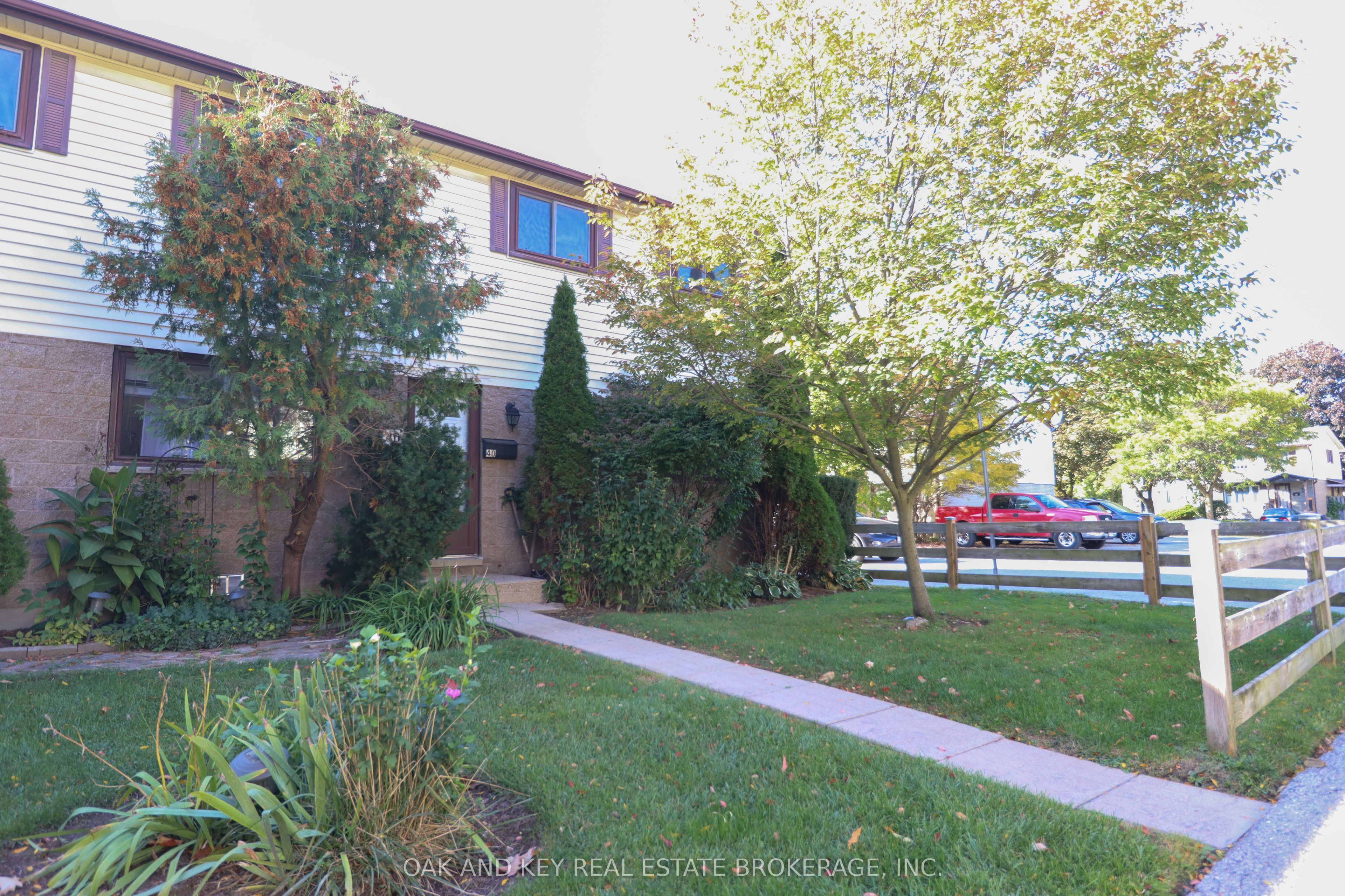 825 Dundalk Drive 40 Property Photo 1