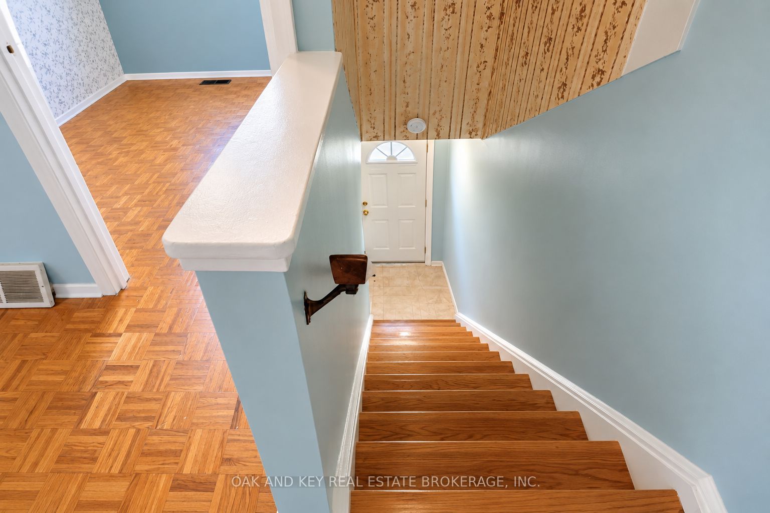 825 Dundalk Drive 40 Property Photo 18
