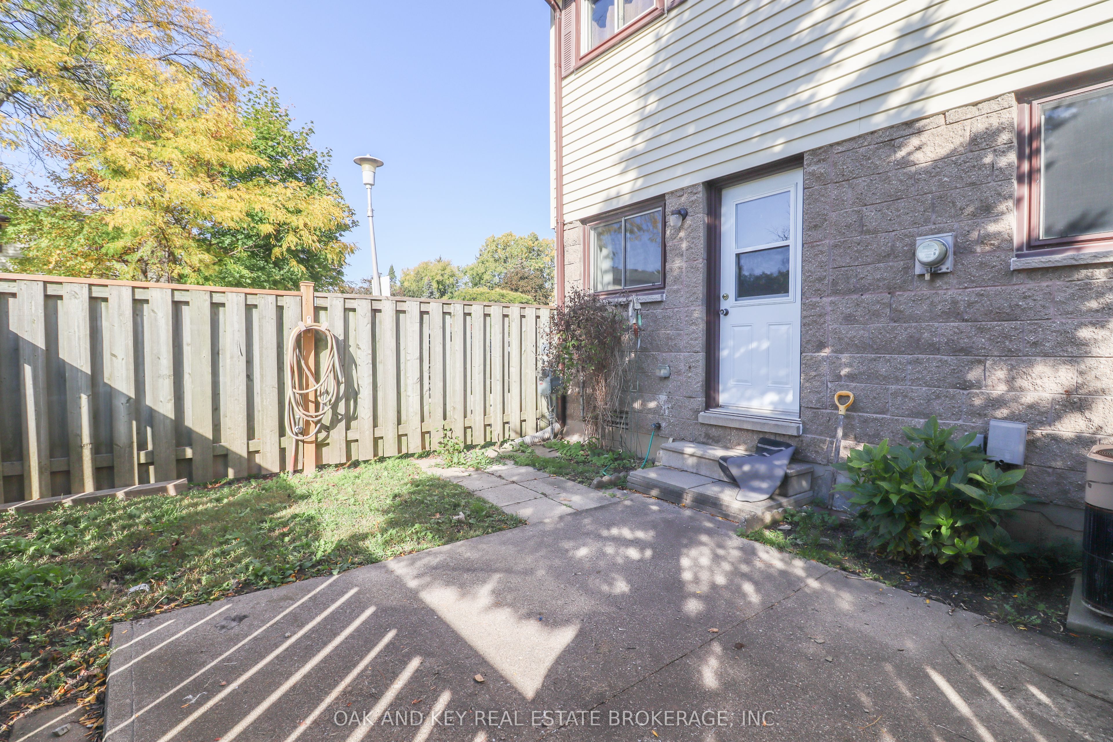 825 Dundalk Drive 40 Property Photo 22