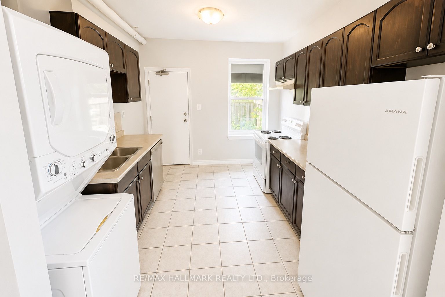 340-342 Barton Street E Property Photo 9