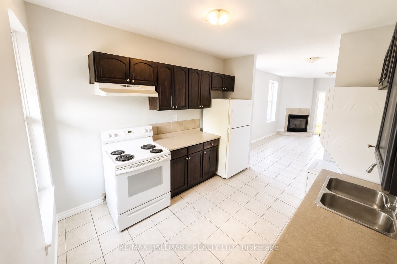 340-342 Barton Street E Property Photo 10