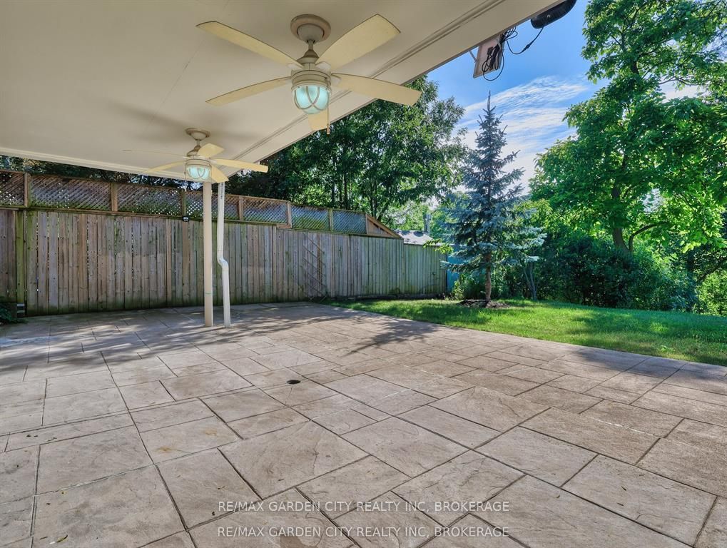28 Marsdale Drive Property Photo 38