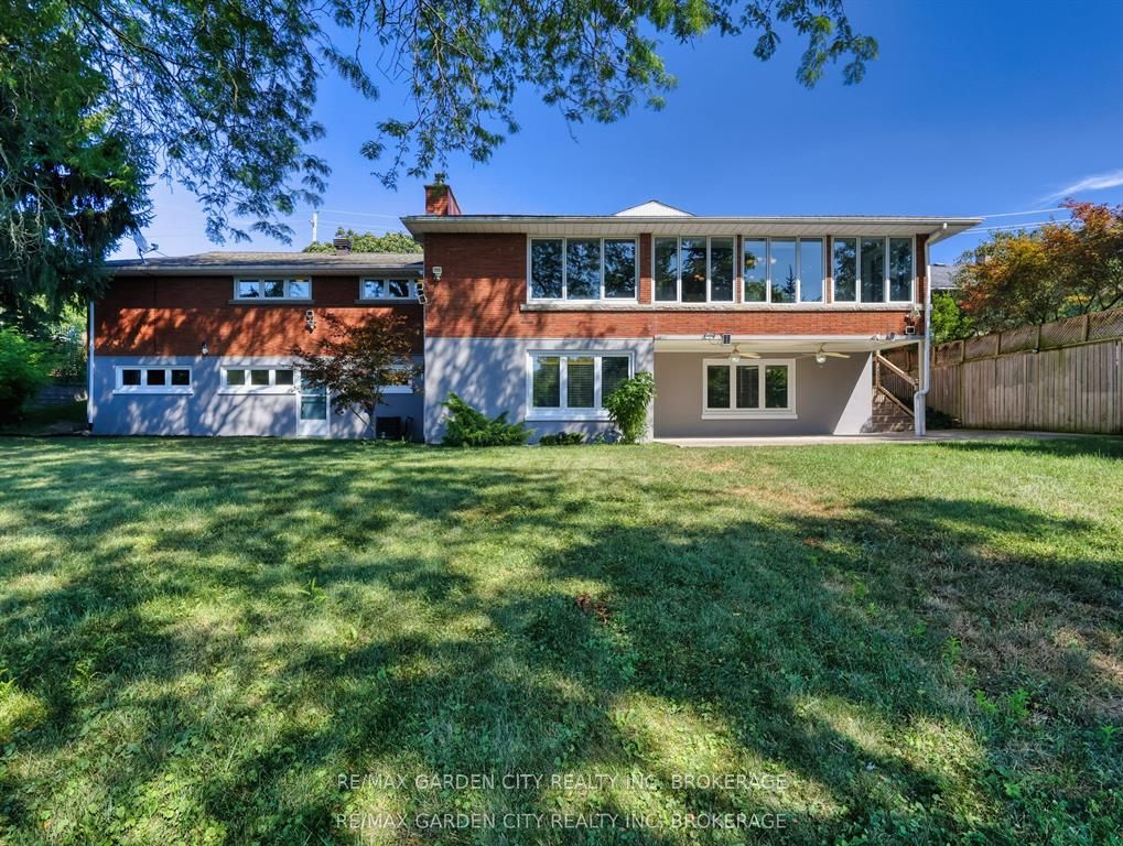 28 Marsdale Drive Property Photo 39