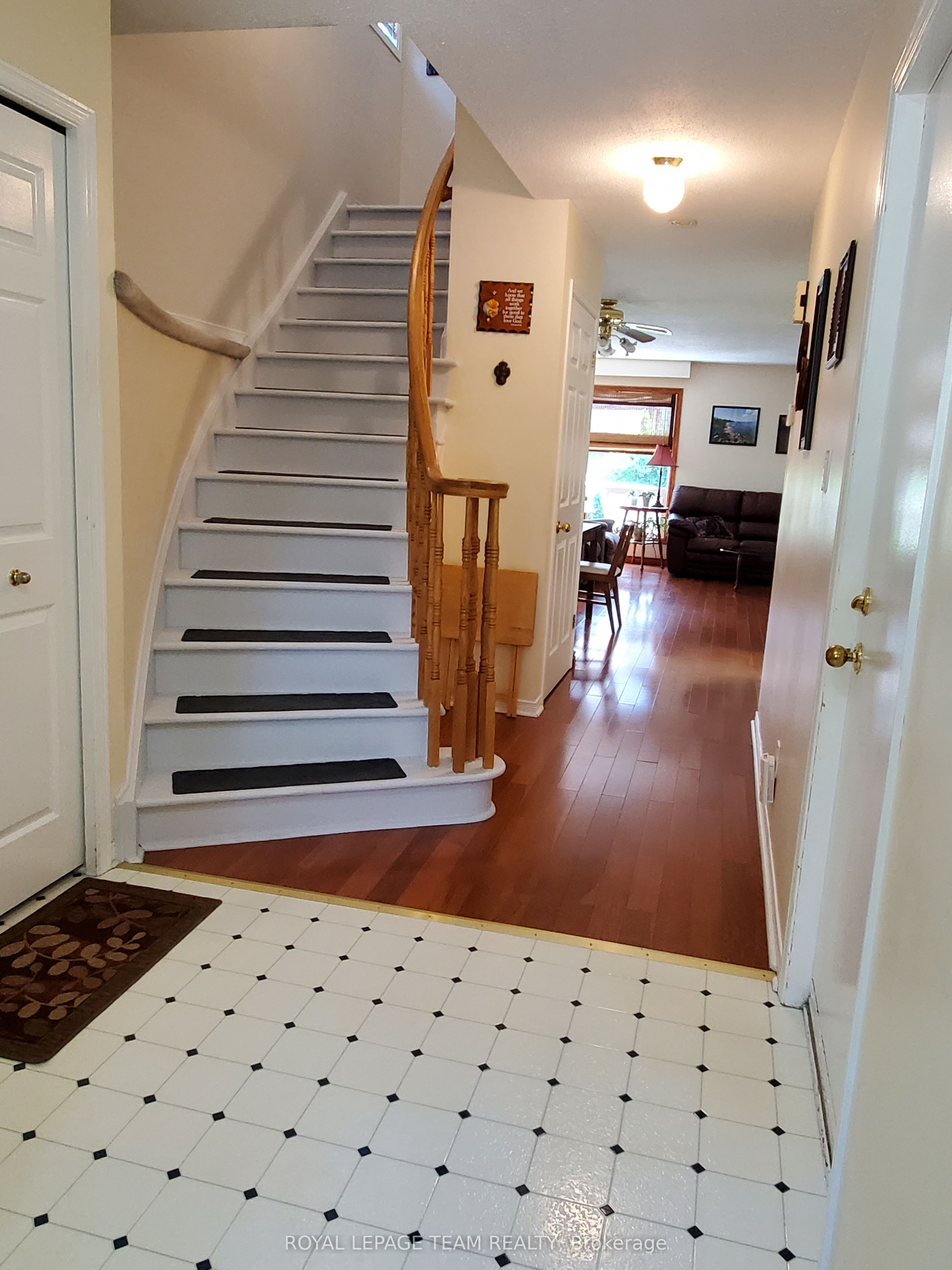 61 Mcgibbon Drive Property Photo 2