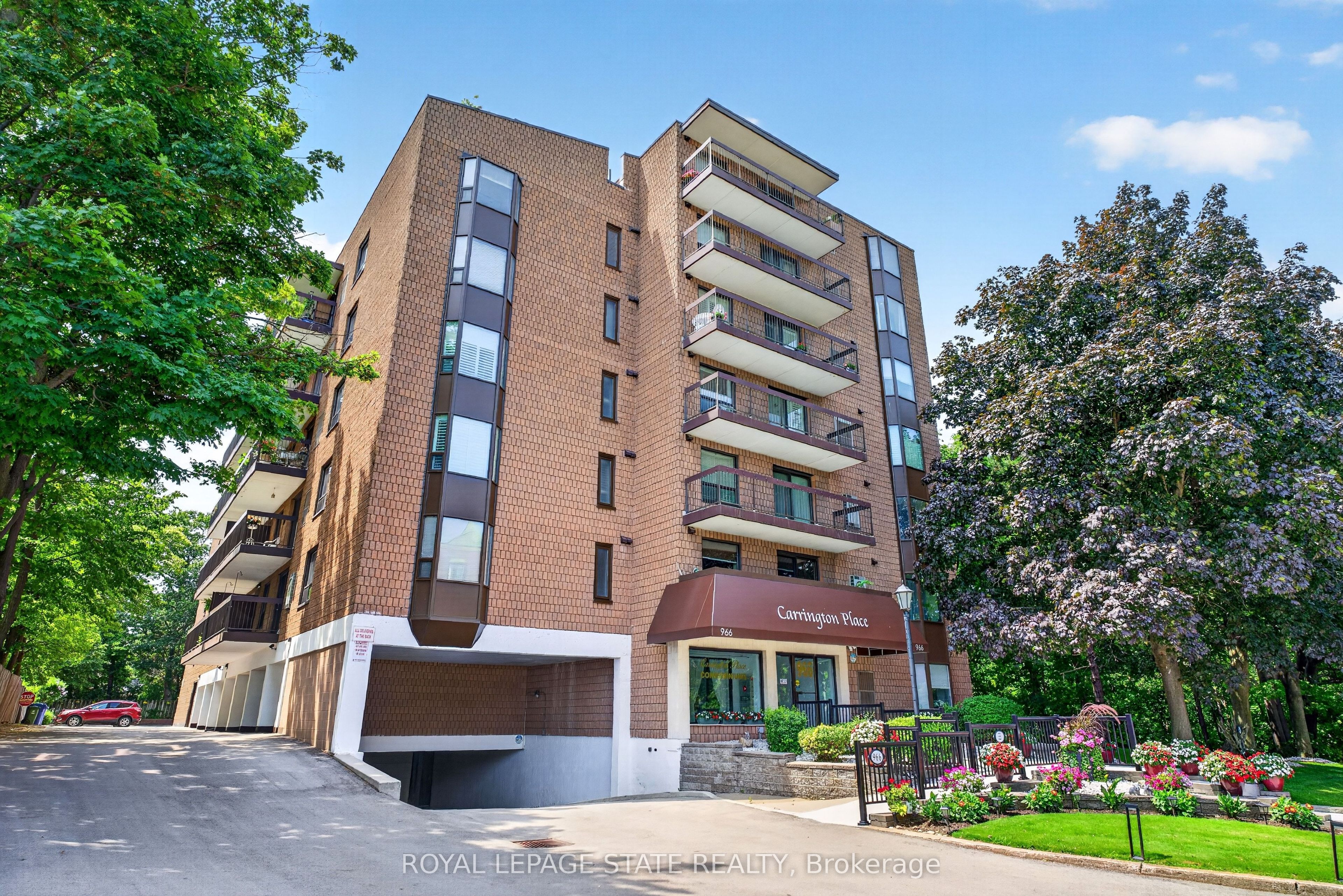 966 Queenston Road 203