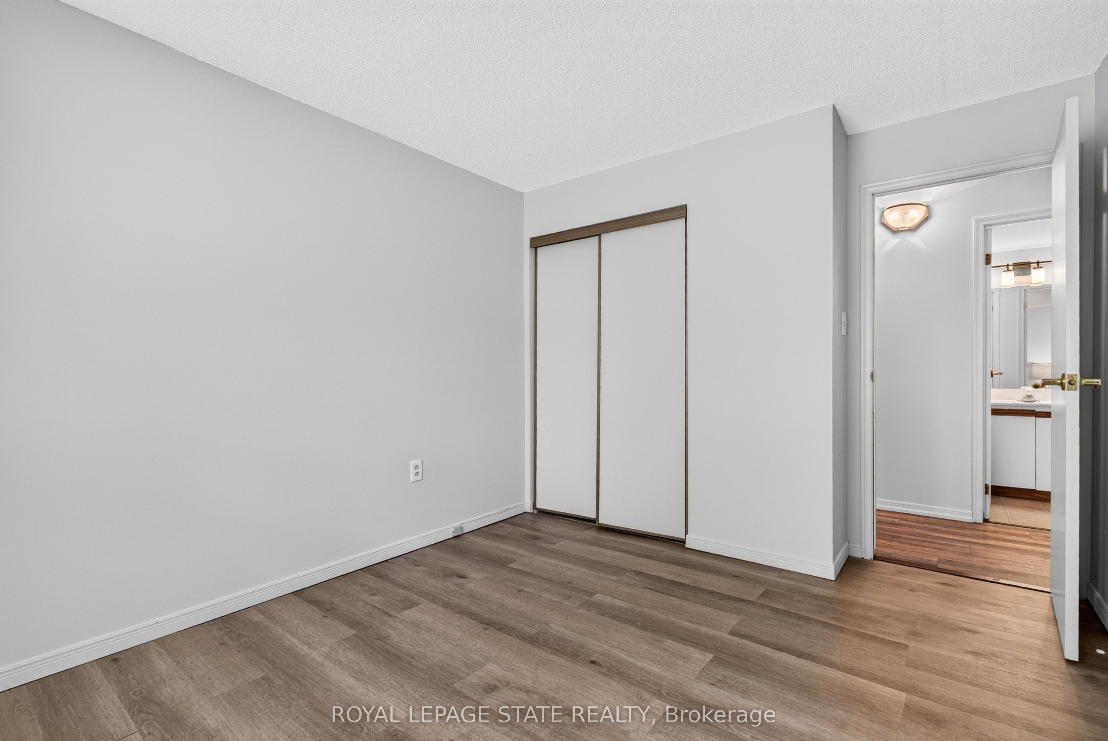 966 Queenston Road 203 Property Photo 22