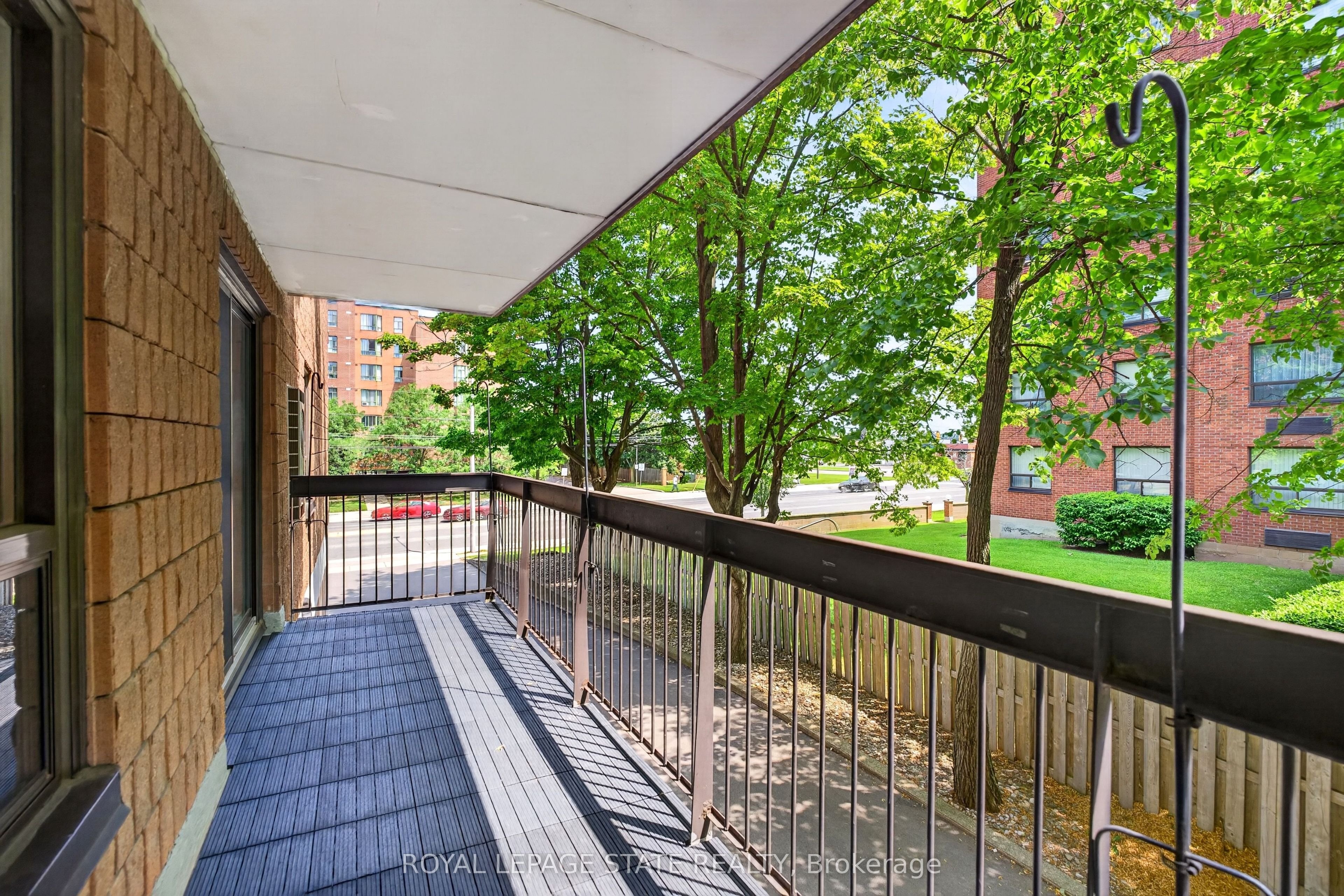 966 Queenston Road 203 Property Photo 27