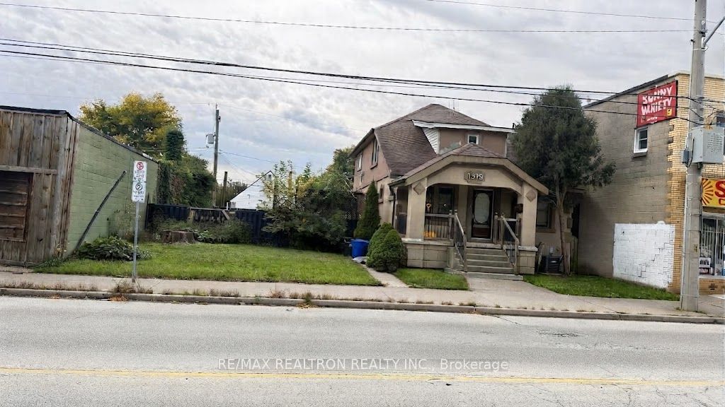 1379 Prince Road Property Photo 3