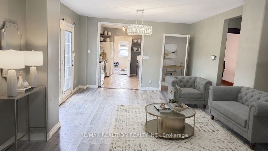 1379 Prince Road Property Photo 4