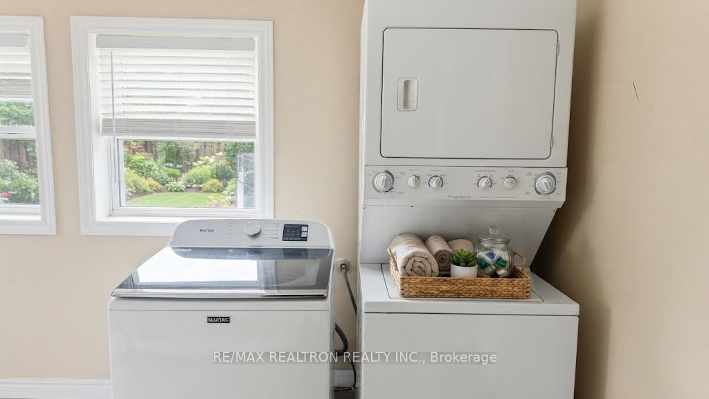 1379 Prince Road Property Photo 8
