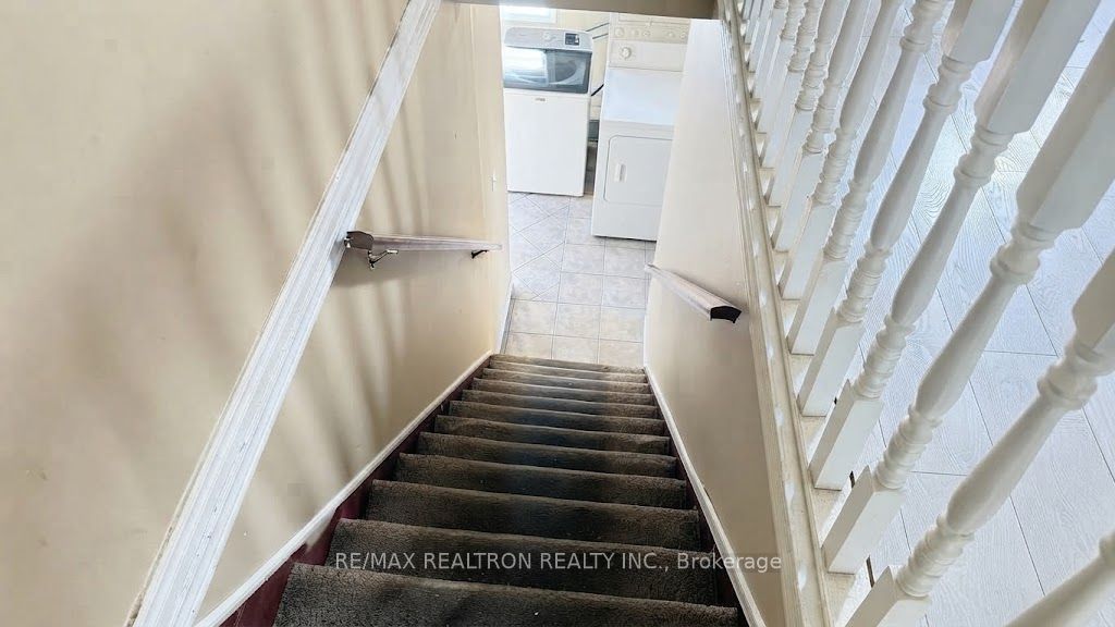 1379 Prince Road Property Photo 9