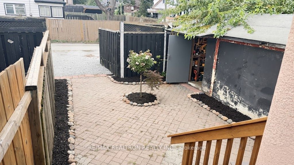 1379 Prince Road Property Photo 12