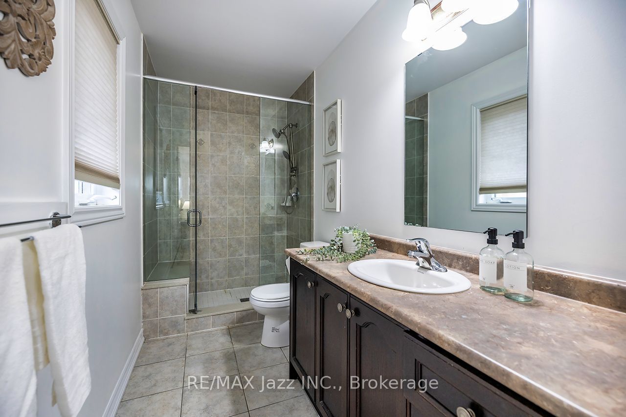 10 Milner Court Property Photo 12