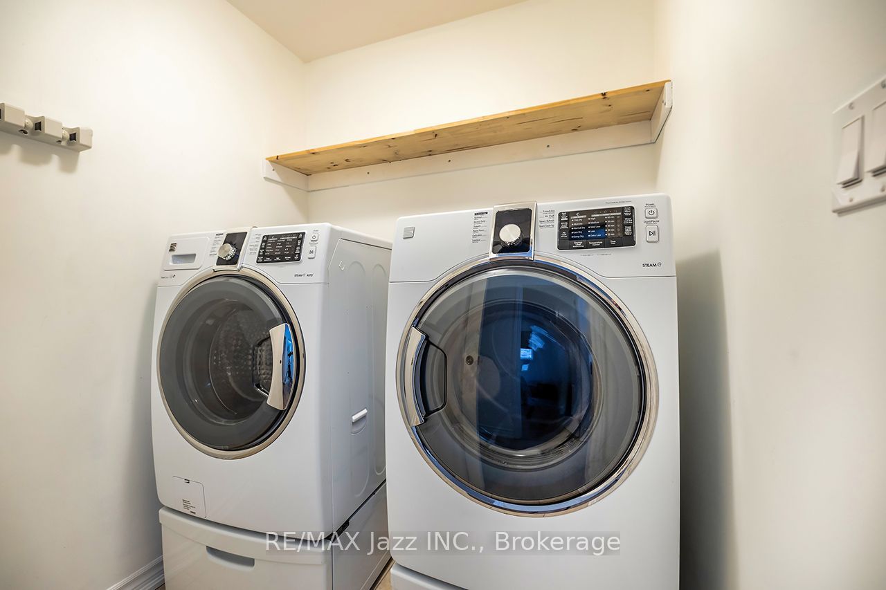 10 Milner Court Property Photo 15