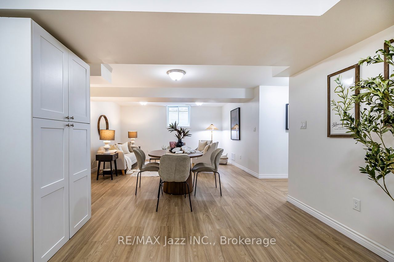 10 Milner Court Property Photo 17