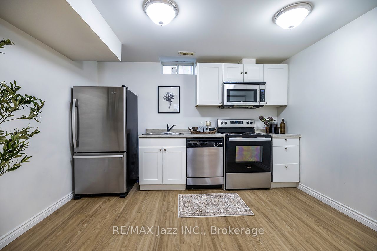 10 Milner Court Property Photo 18