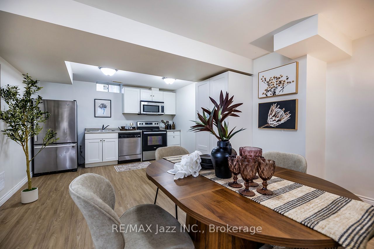 10 Milner Court Property Photo 19