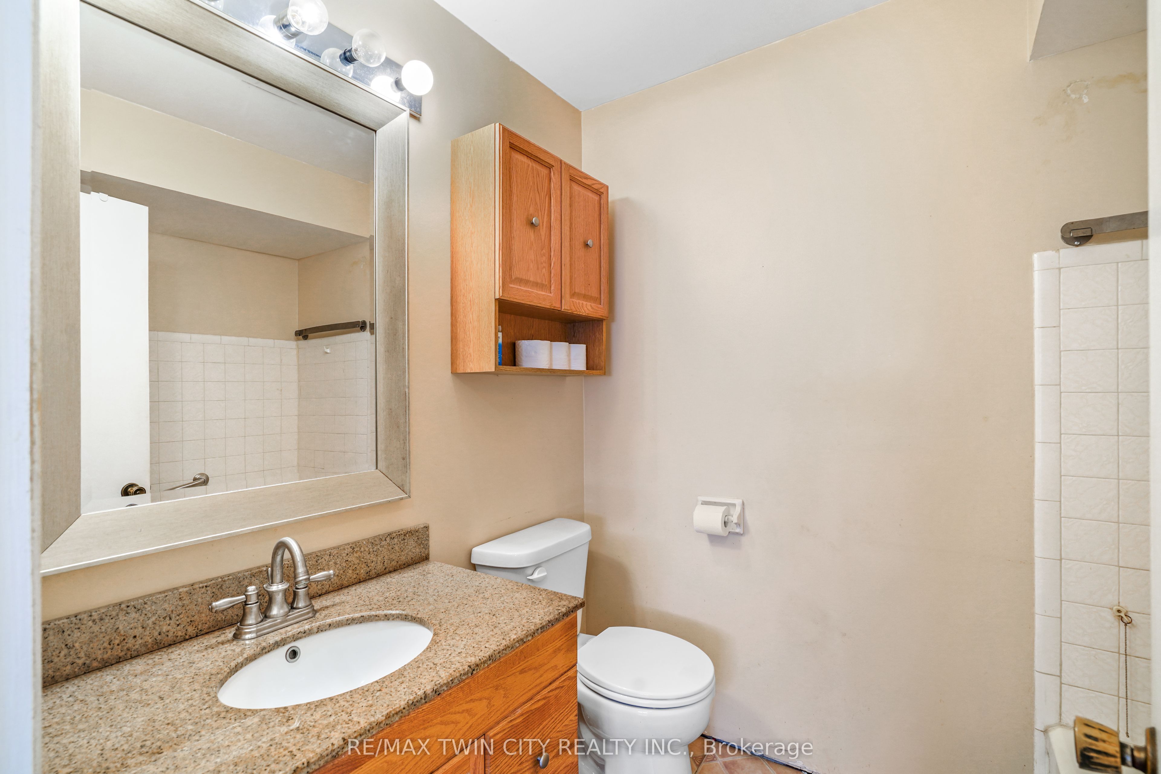 35 Ivanhoe Road Property Photo 26