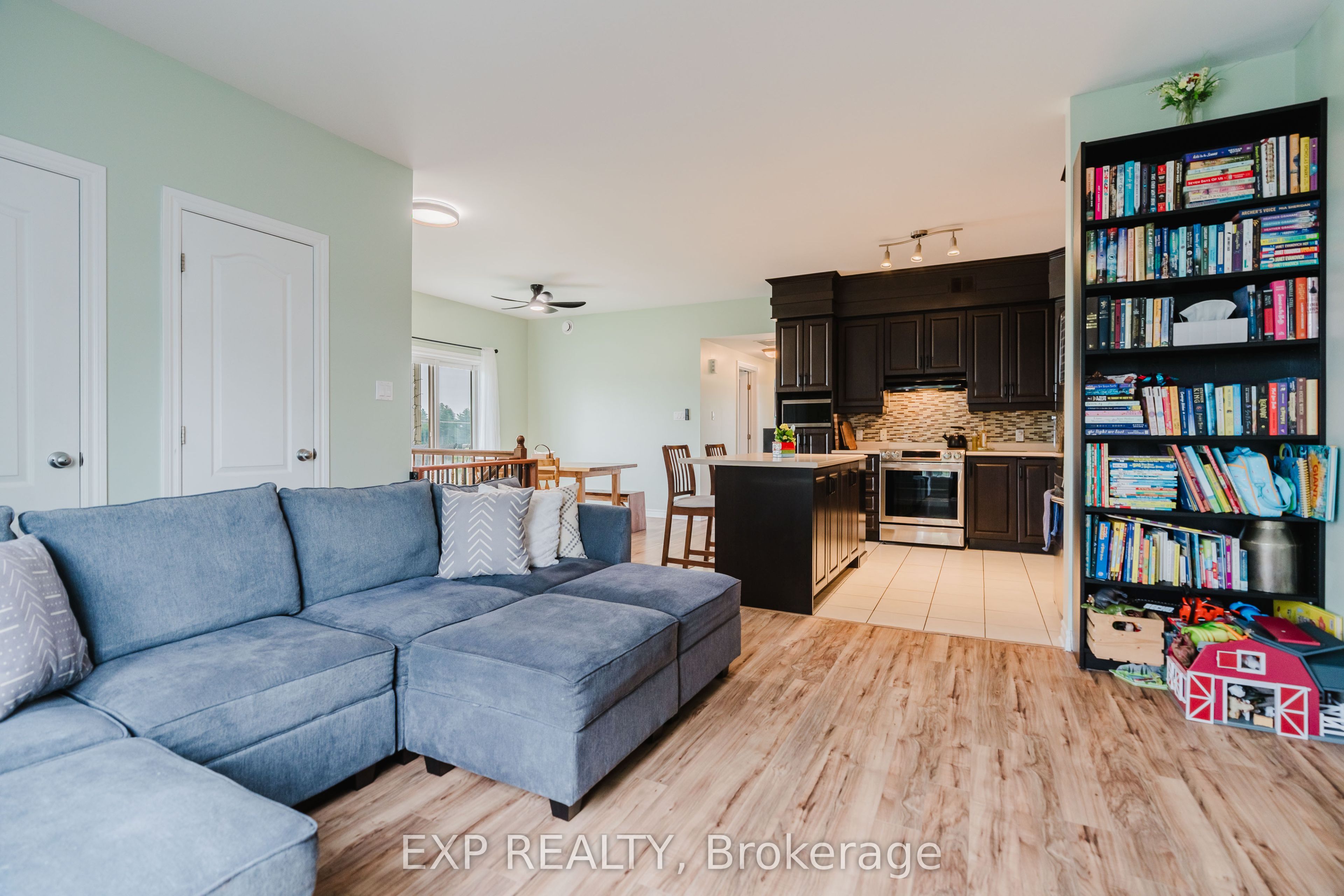 203 Bourdeau Boulevard 3 Property Photo 24
