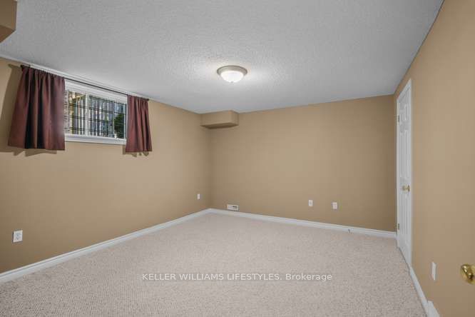 1241 Beaverbrook Avenue 45 Property Photo 30