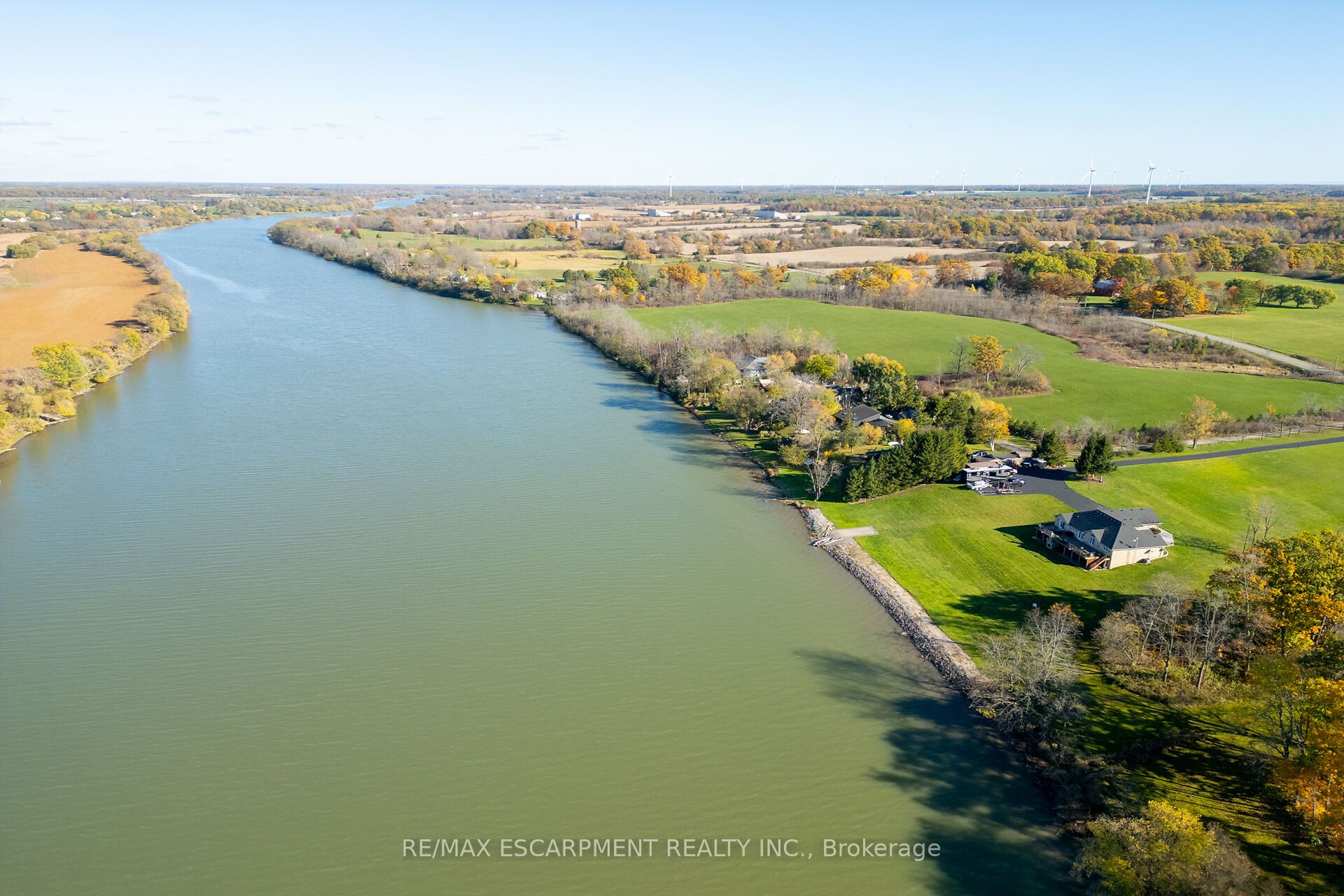 1140 River Road Property Photo 8