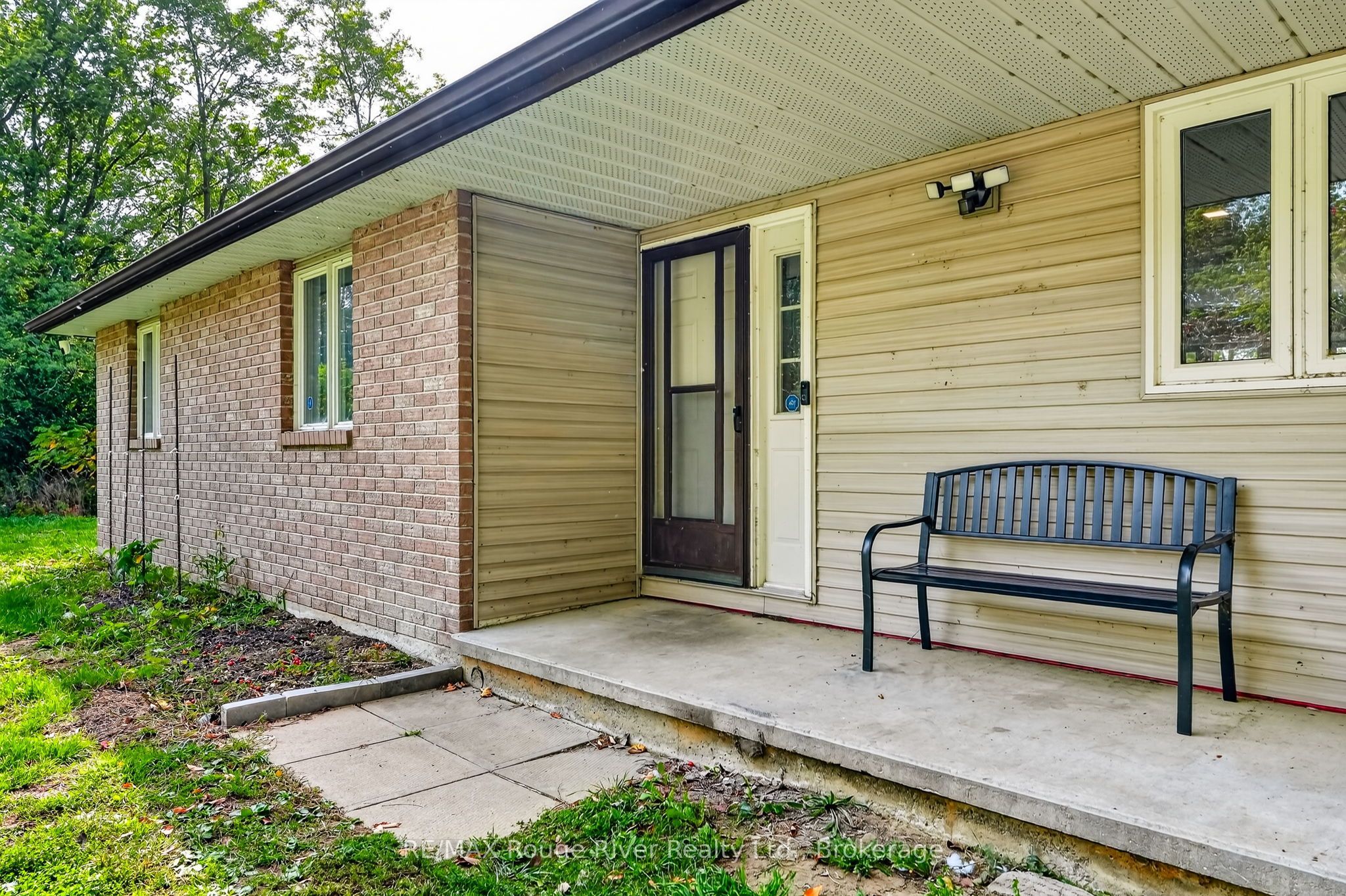 170 Cowie Road Property Photo 8