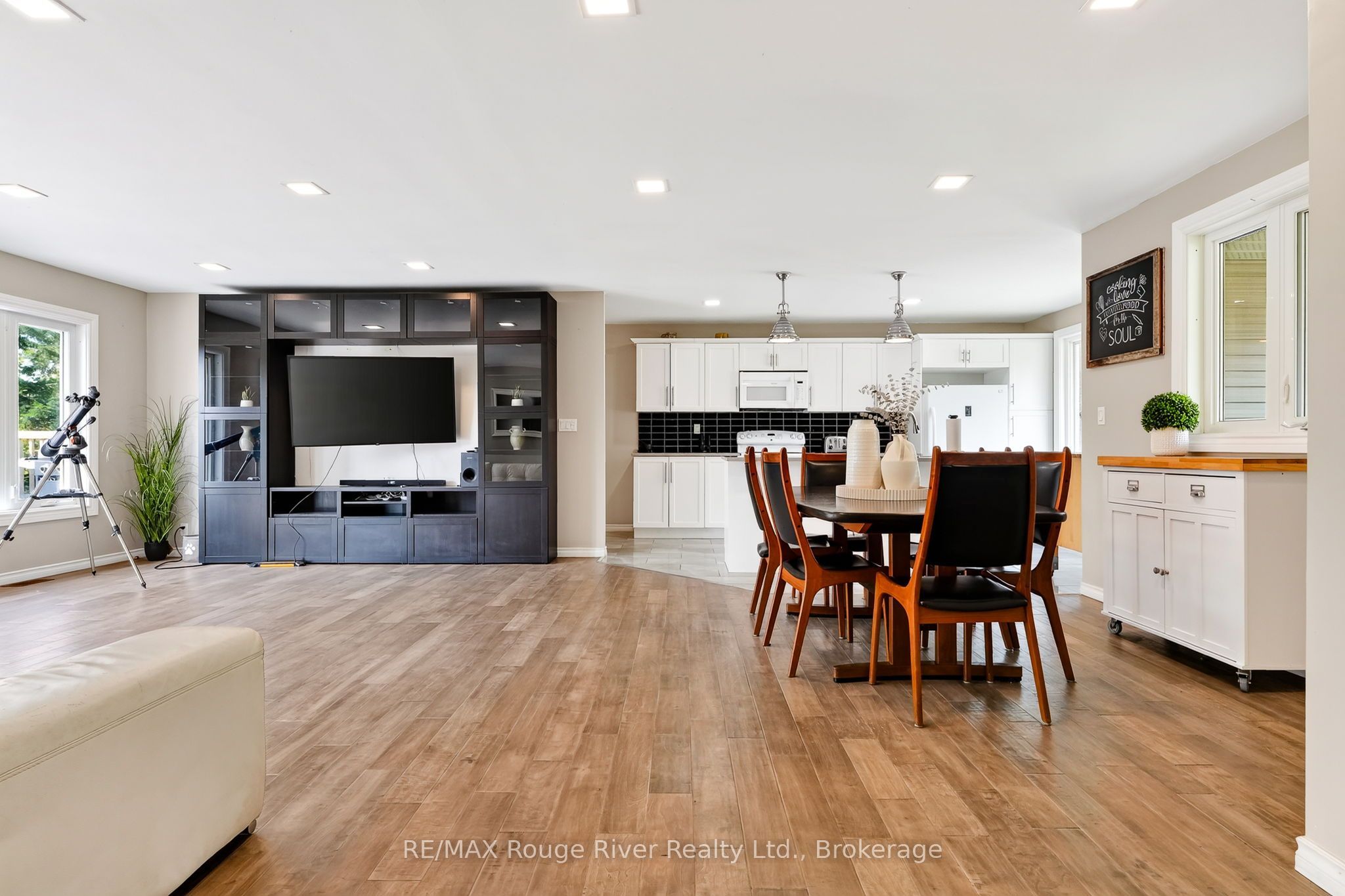 170 Cowie Road Property Photo 10