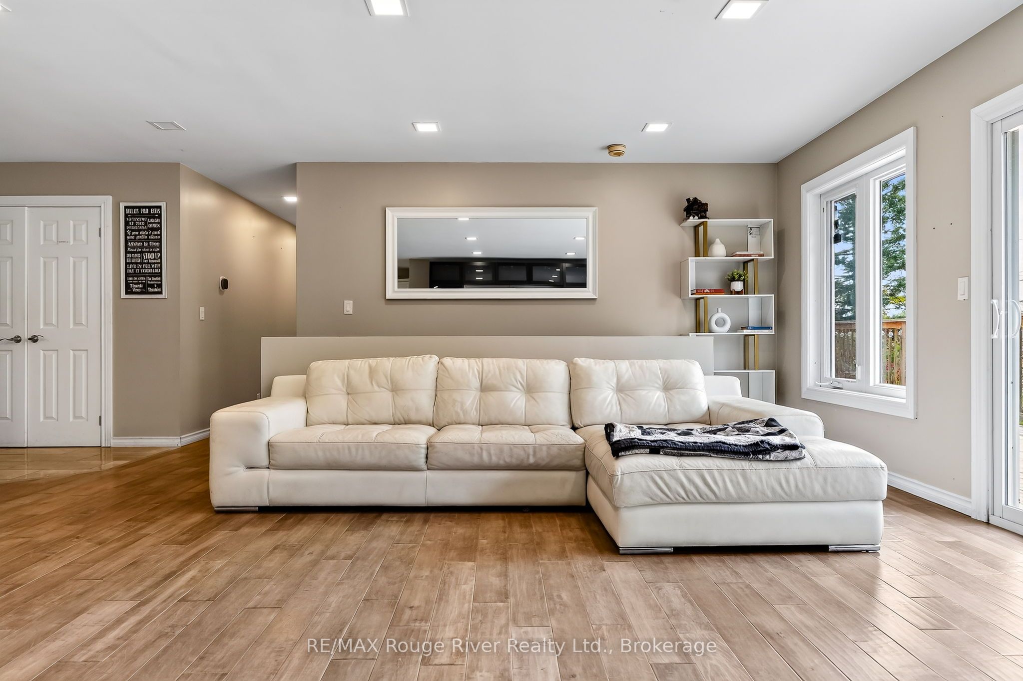 170 Cowie Road Property Photo 12